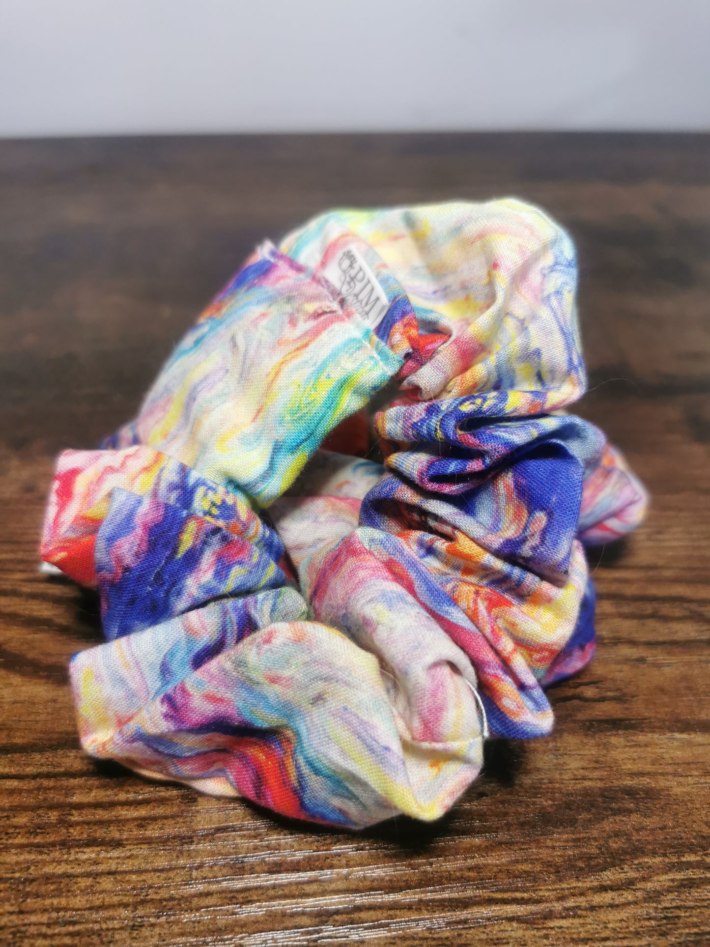 Paint Pour Scrunchie