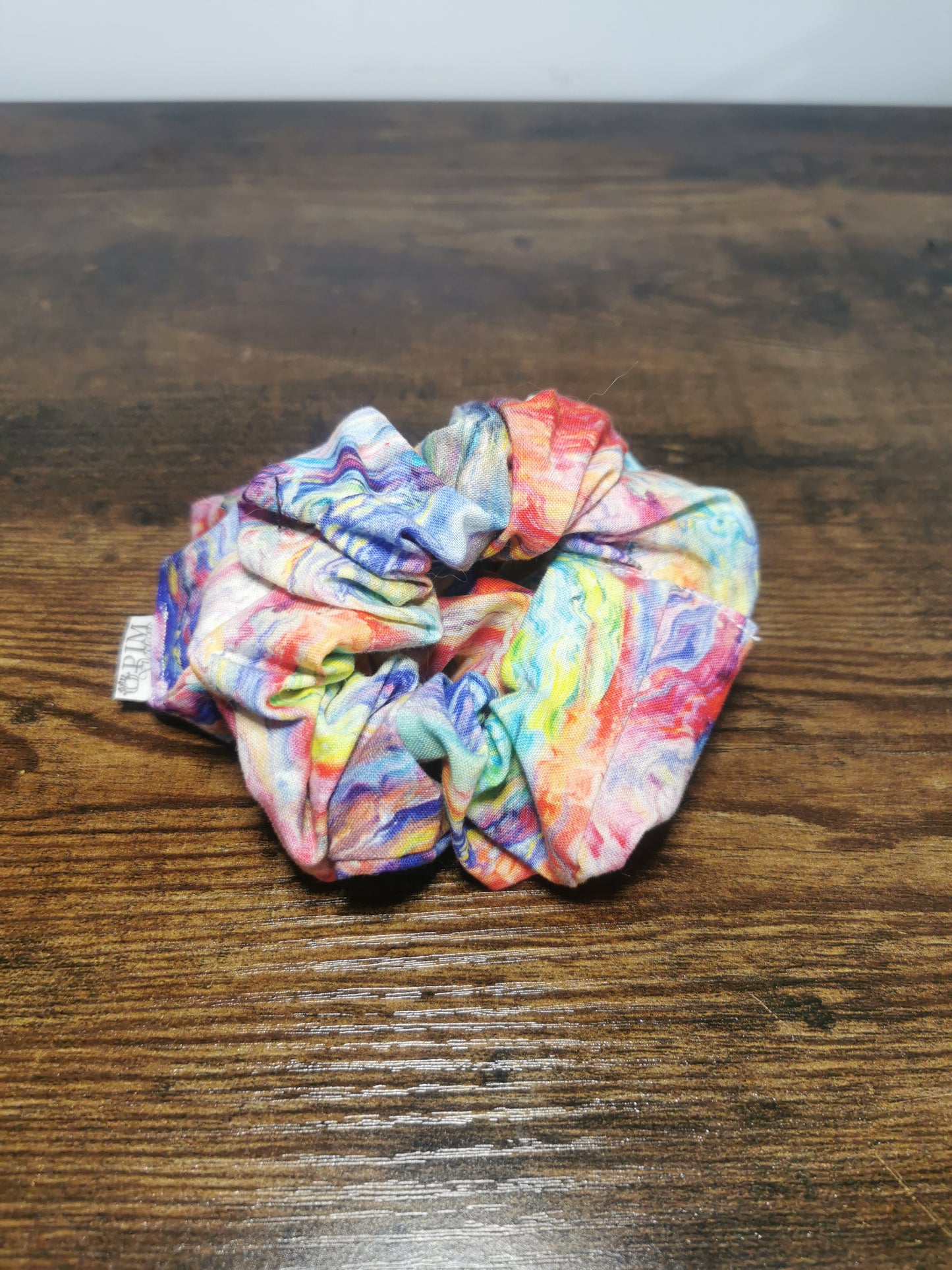 Paint Pour Scrunchie